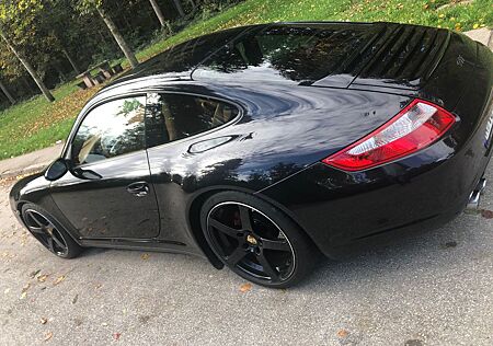 Porsche 997 Carrera 4 Coupé Carrera, sehr gepflegt