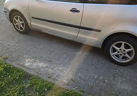 VW Polo Volkswagen 1.2 Basis Plus-Paket Basis