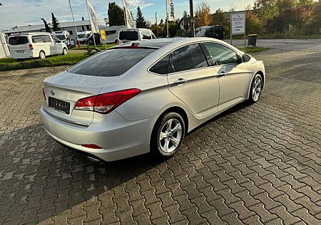 Hyundai i40 Style.Panodach/Memory Sitze/Xenon/KeyleesGo