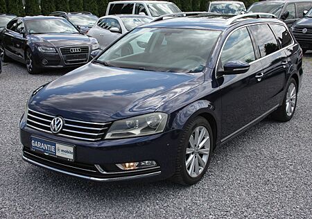 VW Passat Variant Volkswagen Highline wenigKM/1.Hand/Garantie