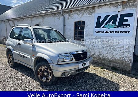 Suzuki Grand Vitara 1.6 94 PS Comfort/4WD/KLIMA/3-Doors