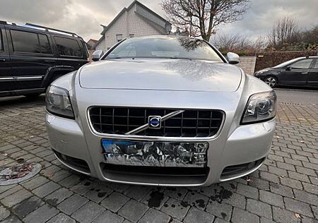 Volvo C70 2.0D Summum 2.0D, Cabrio und AHK