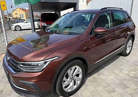 VW Tiguan Volkswagen /LED/Lenkrad heizb/Harman-Kardon/360Kamera