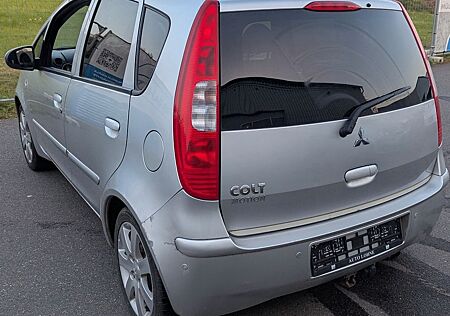 Mitsubishi Colt 1.3 Invite Invite