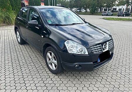 Nissan Qashqai 2.0 Benzin TÜV07.2027
