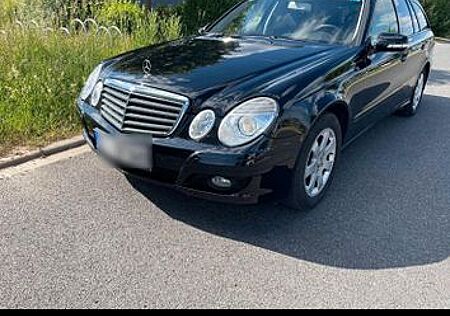 Mercedes-Benz E 200 KOMPRESSOR CLASSIC Classic