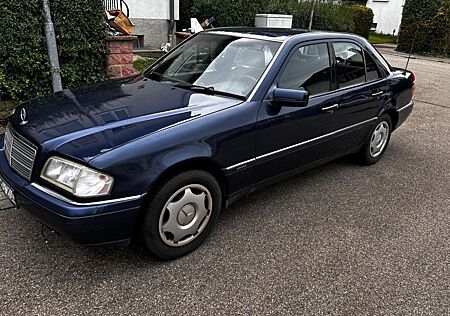 Mercedes-Benz C 180 ELEGANCE Elegance