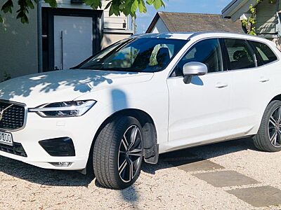 Volvo XC60 D5 AWD R Design, Pano-Dach, 21 Zoll,Head-Up