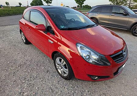 Opel Corsa 1.4 Color Edition LPG Neuer TÜV