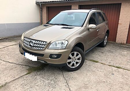 Mercedes-Benz ML 320 CDI 4MATIC Allrad,149 TKm,Scheckheft,Navi
