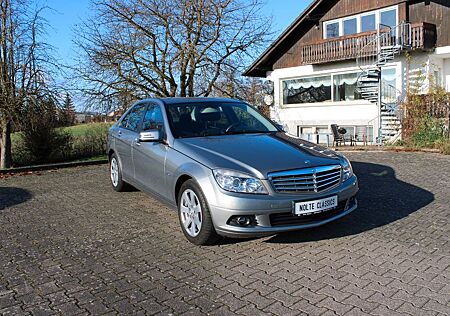 Mercedes-Benz C 200 CGI BlueEfficiency *SHZ* *PDC* *TÜV NEU*