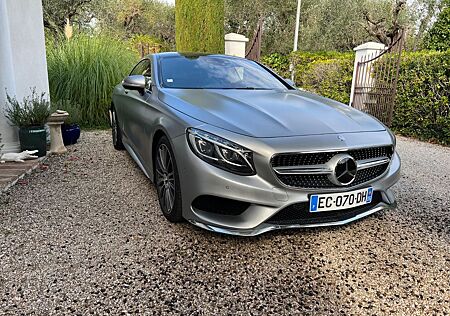 Mercedes-Benz S 500 4MATIC Coupé -