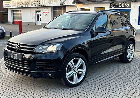 VW Touareg Volkswagen 3.0 TDI V6, R Line, Pano, Kamera, 21"