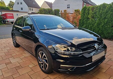 VW Golf Volkswagen Sitzheizung, CarPlay, Navi