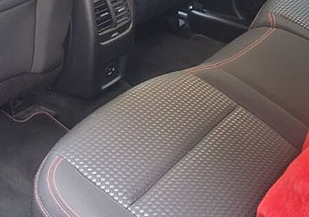 Ford Kuga 2.5 Duratec PHEV ST-Line ST-Line