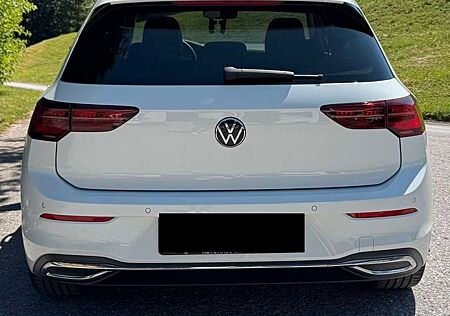 VW Golf Volkswagen 1.5 eTSI DSG Life