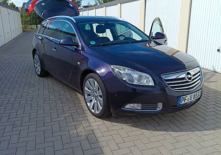 Opel Insignia Sports Tourer BiTurbo 2.0 CDTI Edit...