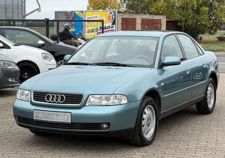Audi A4 1.9 TDI 110PS aus 2.Hand / Scheckheft / AHK..
