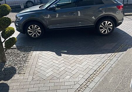 VW T-Roc Volkswagen 1.0 TSI OPF ACTIVE