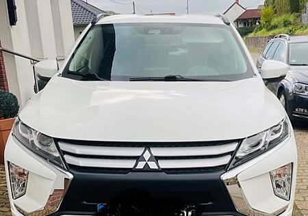 Mitsubishi Eclipse Cross 1.5 ClearTec Turbo-Benziner 2W...