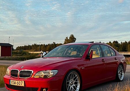 BMW 750i A -
