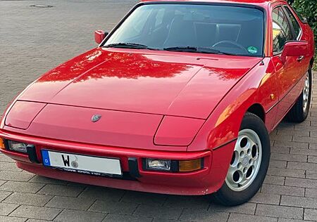 Porsche 924 S