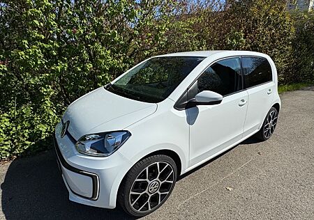 VW e-up! Volkswagen e-up! Rückfahrkamera_CCS_Alu_ Winterpaket_USW.
