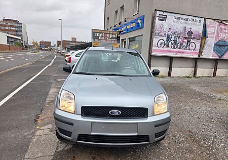 Ford Fusion Ambiente nur 90tkm