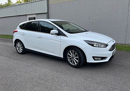 Ford Focus Lim. Titanium 1.0 EcoBoost 125 PS