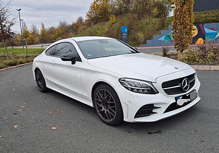 Mercedes-Benz C 200 Coupe 9G-TRONIC AMG Line Coupe