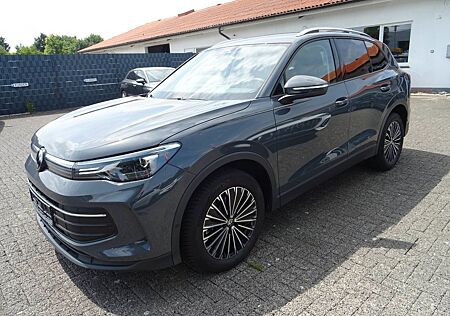 VW Tiguan Volkswagen Life 2.0 TDI DSG LED Navi ACC 18Zoll