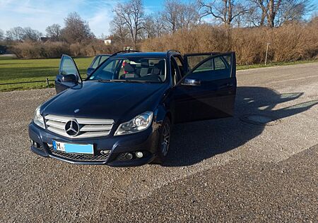 Mercedes-Benz C 200 T CDI Edition C im Top Zusta