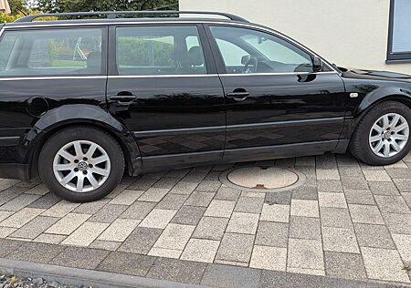VW Passat Variant Volkswagen 1.8 T tiptronic Trendline Var...