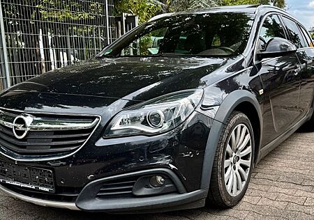 Opel Insignia Tourer 4x4 Voll Ausstattung Panorama