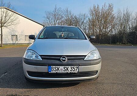 Opel Corsa 1.2 -