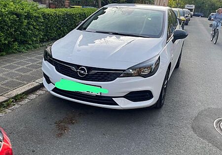 Opel Astra 1.2 (143 PS)