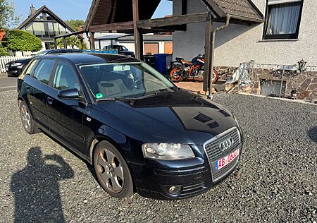 Audi A3 Sportback 1.6 FSI Ambition,6-Gg,Sportsitze,