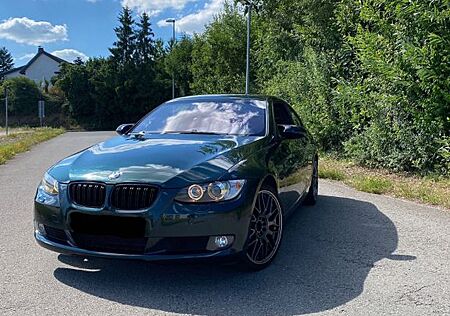 BMW 330xi Coupé - sehr gepflegt