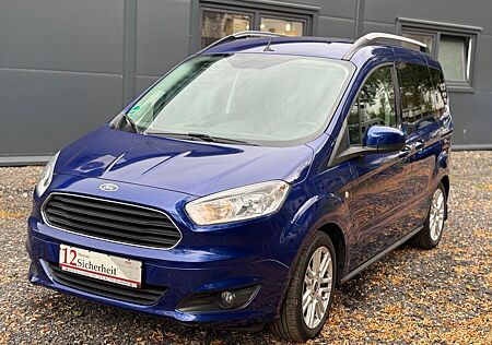 Ford Tourneo Courier gebraucht kaufen Ford Tourneo Courier Titanium*Klima*PDC*AHK*SHZ*