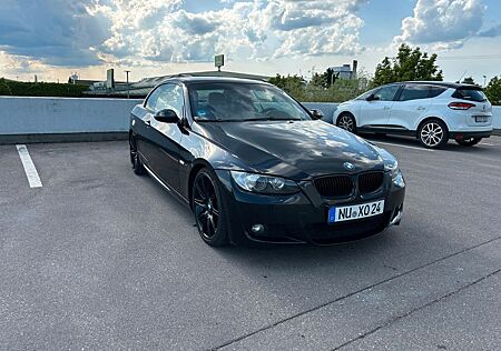 BMW 330i Cabrio M Paket ab werk