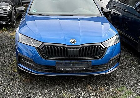 Skoda Octavia Sportline 2.0 TDI /TRAVEL/VIRTUAL/AHK/