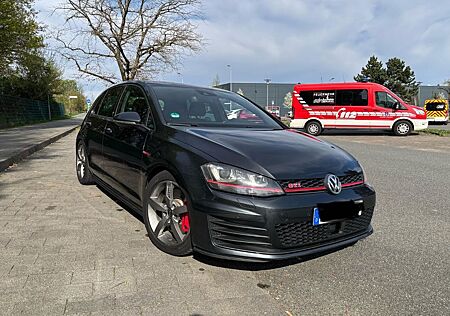 VW Golf Volkswagen 2.0 TSI DSG BMT GTI Performance GTI Per...