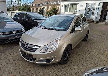 Opel Corsa D Edition 1,0 Klima Fahrradträger gepflegt