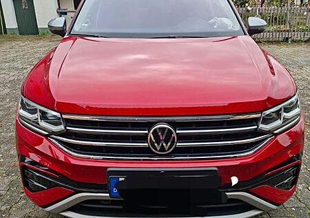 VW Tiguan Allspace Volkswagen 2.0 TSI OPF 180kW DSG 4MOTIO...