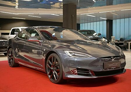 Tesla Model S Ludicrous Performance -