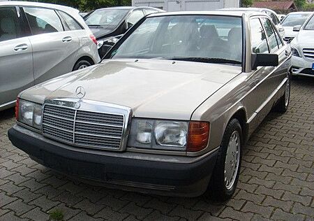 Mercedes-Benz 190 2.6