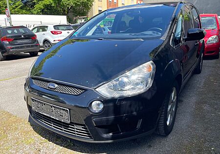 Ford S-Max 2.0 TDCi Titanium Klima Xenon SHZ Alu AHK