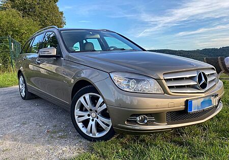 Mercedes-Benz C 180 CGI T BlueEFFICIENCY