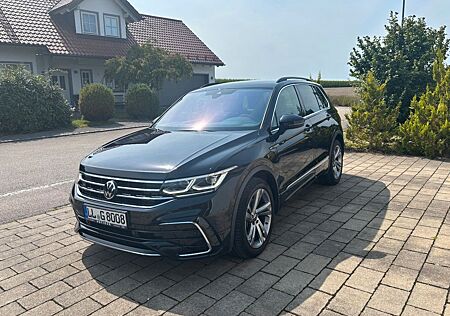 VW Tiguan Volkswagen 2.0 TSI OPF DSG 4MOTION R-Line R-Line