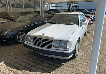 Mercedes-Benz 300 CE-24V W124 Coupe TÜV Neu 2. Hand